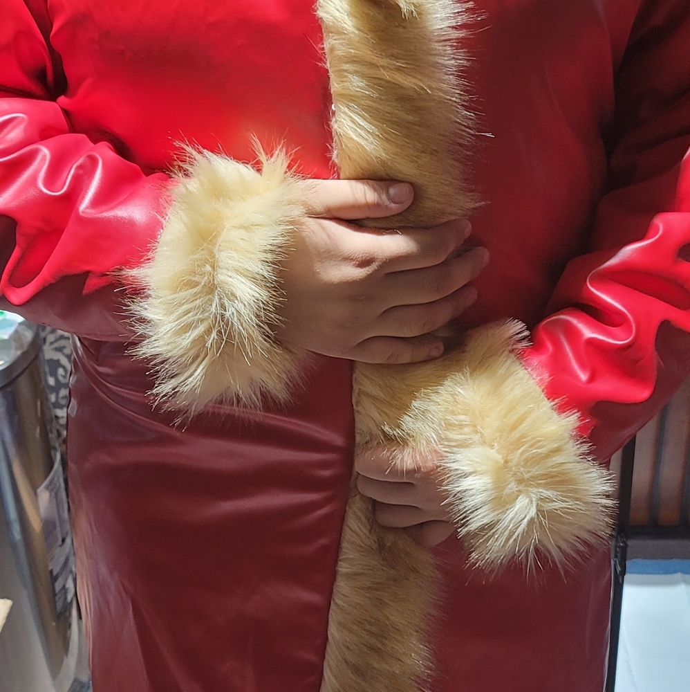 Red Coat long fur